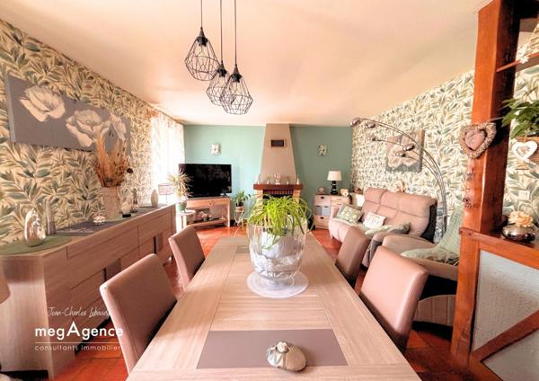 Maison à SAINT-CLAIR-DE-HALOUZE, 61490 - 4 pièces 116m²