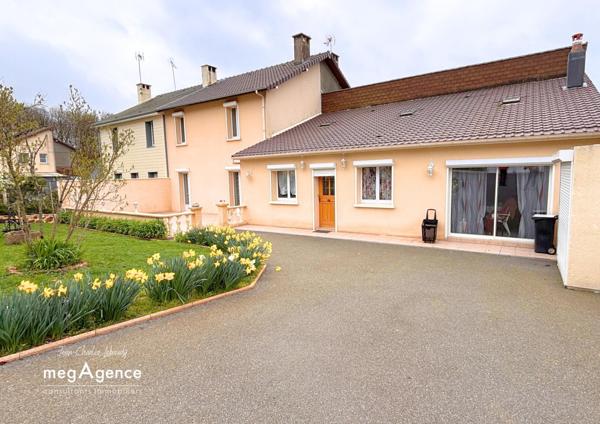 Maison à SAINT-CLAIR-DE-HALOUZE, 61490 - 4 pièces 116m²