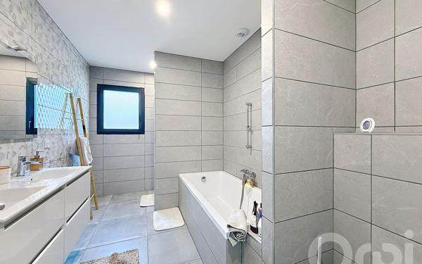 Maison à vendre    5 pièces • 156 m2 Cusset