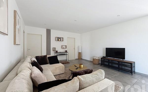 Maison à vendre    5 pièces • 156 m2 Cusset