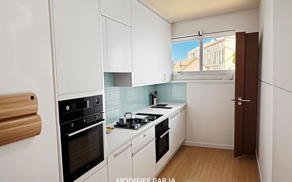 Appartement à vendre    3 pièces • 56,37 m2 Hyères