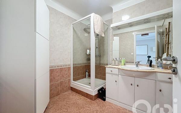 Appartement à vendre    3 pièces •  Perpignan