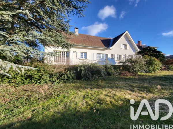 Maison à vendre 9 pièces 250 m² Saint-Just-Saint-Rambert