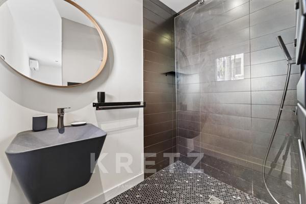 Villa d’architecte de plain-pied 360 m² avec piscine, maison d’amis et terrain paysager – Nîmes Nord