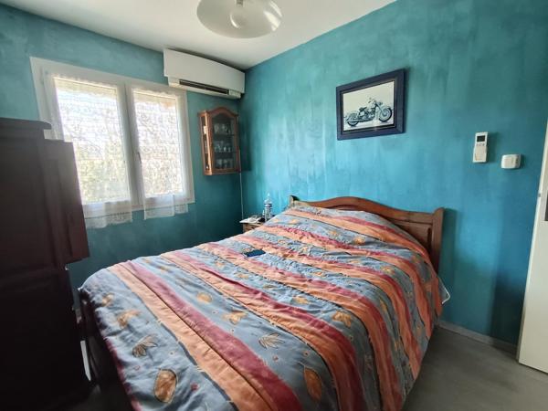 Pavillon 96m2, 3 chambres, grand garage, centre bourg à 500m