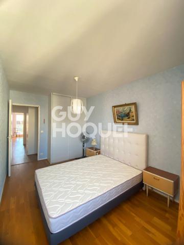 T3 meublé centre ville et gare avec balcon et parking