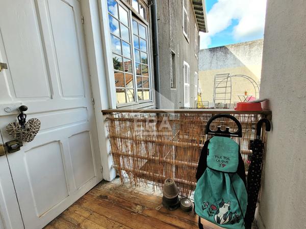 LOCATION PAU - Appartement T4 de 80 m² dans une résidence calme avec balcon
