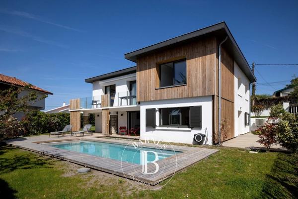 Biarritz, Maison 4 Chambres -  206 m² à vendre