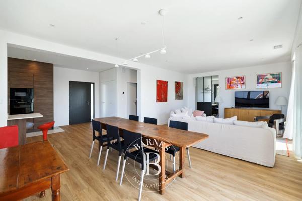 Biarritz, Maison 4 Chambres -  206 m² à vendre