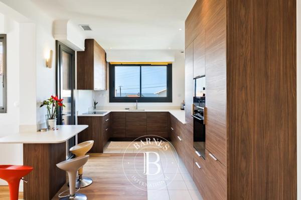 Biarritz, Maison 4 Chambres -  206 m² à vendre