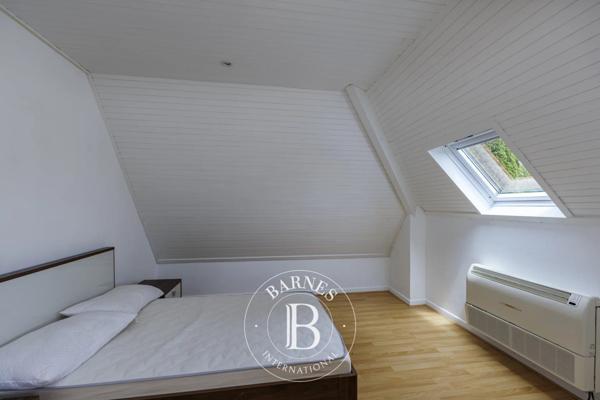 Divonne-les-Bains, Villa 7 Chambres -  322 m² à vendre