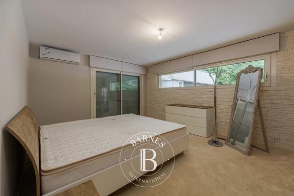 Divonne-les-Bains, Villa 7 Chambres -  322 m² à vendre