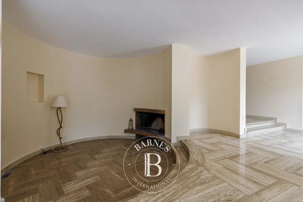 Divonne-les-Bains, Villa 7 Chambres -  322 m² à vendre