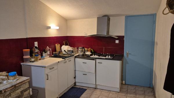 Immeuble de rapport Narbonne, 5 lots (1 garage 90m², 1T2, 1 T4 et 2 T3)