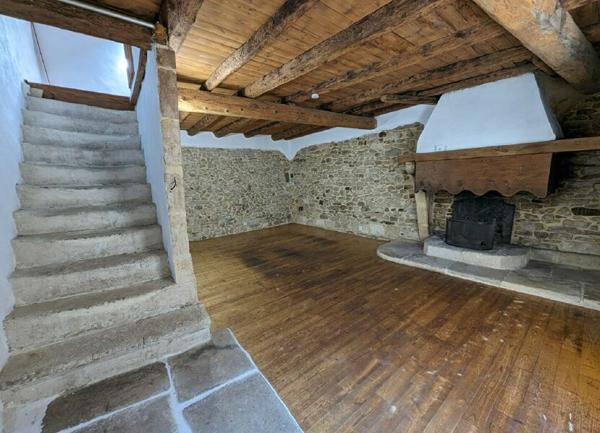 Maison à vendre    3 pièces •  Bezouce