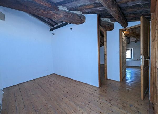 Maison à vendre    3 pièces •  Bezouce