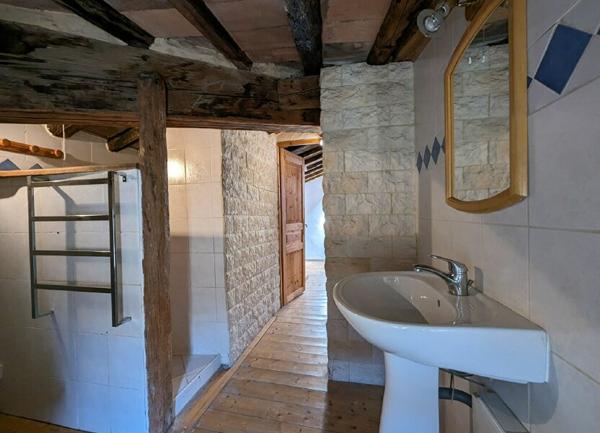 Maison à vendre    3 pièces •  Bezouce