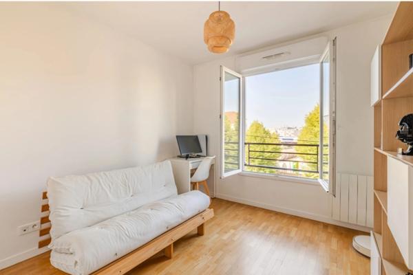 Opportunité Neuilly sur Marne 3 pièces 71 m2 lumineux avec balcon et parking