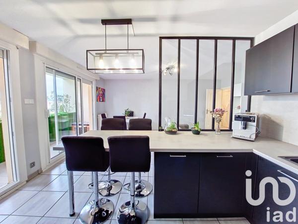 Appartement à vendre 3 pièces 81 m² Décines-Charpieu