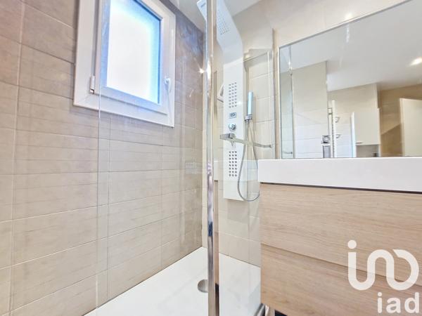 Appartement à vendre 3 pièces 81 m² Décines-Charpieu