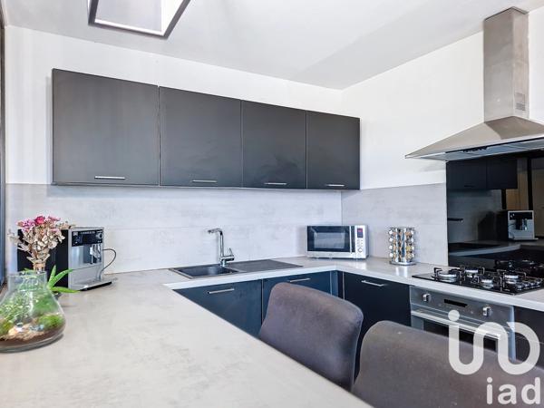 Appartement à vendre 3 pièces 81 m² Décines-Charpieu