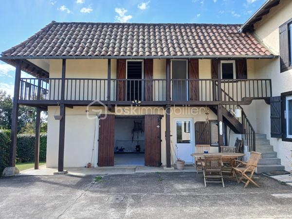 Maison en pierre de 165 m²