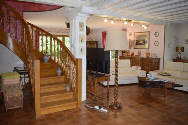 JURA PROPRIETE D'EXCEPTION SUR 18154 m² DE TERRAIN