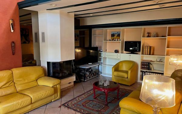 Maison à vendre    8 pièces •  Dommartin