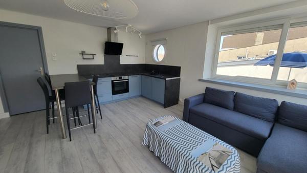 BEAU T3 AVEC TERRASSE, JARDIN ET GARAGE