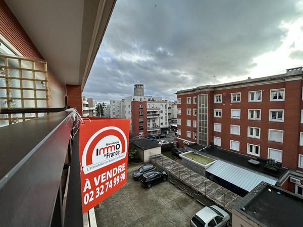 SQUARE SAINT ROCH - T2 35M² AVEC BALCON - STATIONNEMENT COLLECTIF