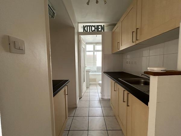 SQUARE SAINT ROCH - T2 35M² AVEC BALCON - STATIONNEMENT COLLECTIF