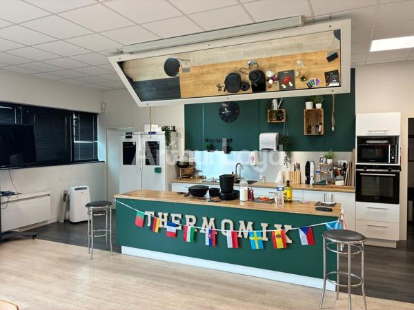 Bureaux haut de gamme à louer – Accès optimal, parking privé, environnement moderne