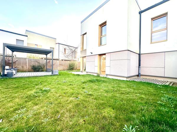 Maison Bussy Saint Georges 94.43 m2