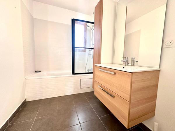 Maison Bussy Saint Georges 94.43 m2