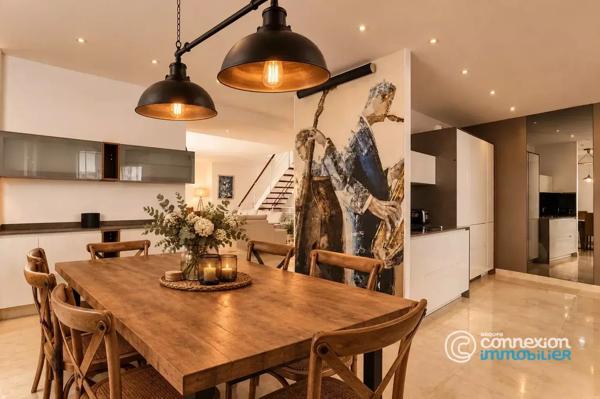 Maison familiale avec un F2 indépendant à deux pas de la porte de Versaille à Vaugirard