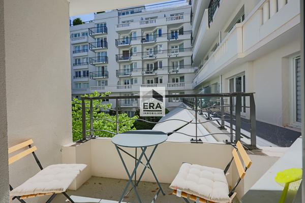 Appartement Issy Les Moulineaux 1 pièce 24.96 m2