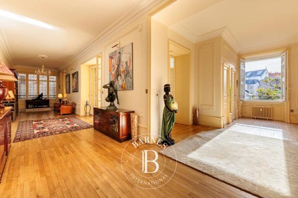 Nantes, Appartement 4 Chambres -  307 m² à vendre
