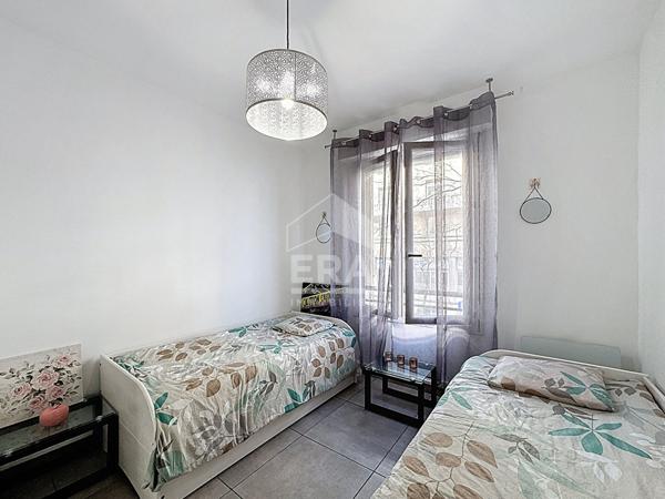 Type trois plus terrasse Saint Charles