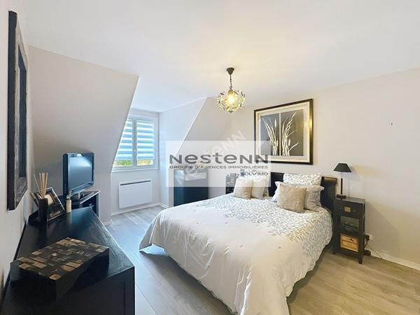 Maison à vendre à Saint-Fargeau-Ponthierry - 6 pièces, 4 chambres, jardin, garage, secteur calme, 144m2.