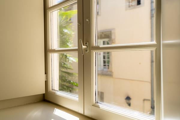 CARCASSONNE – BASTIDE ST LOUIS – A louer DUPLEX T4 88m² traversant et rénové avec vue sur cour