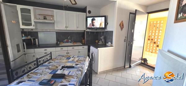 Appartement à Saint-Pierre-la-Mer APPARTEMENT T3 + PARKING