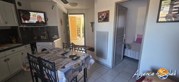 Appartement à Saint-Pierre-la-Mer APPARTEMENT T3 + PARKING