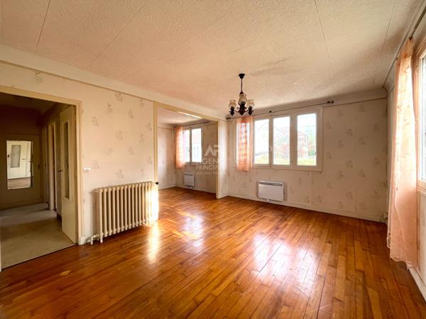 MAISON CONFLANS STE HONORINE - 5 PIÈCES - 75m² €320 000 ** - Référence 7255