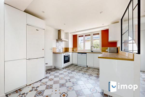 Maison rénovée + dépendance !