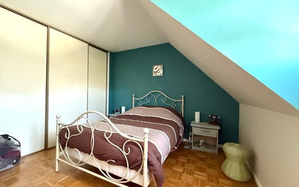 Maison à vendre    5 pièces • 120 m2 Villecresnes