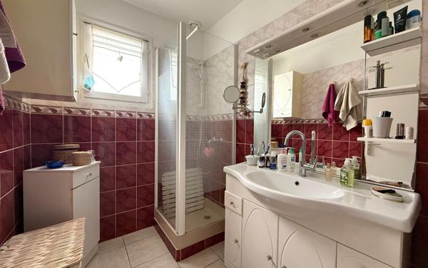 Maison à vendre    5 pièces • 120 m2 Villecresnes