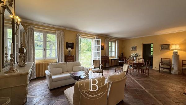 Bougival, Maison 5 Chambres -  236 m² à vendre