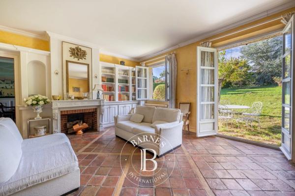 Bougival, Maison 5 Chambres -  236 m² à vendre
