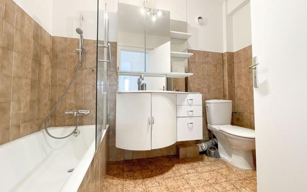 Appartement à vendre    3 pièces • 66,43 m2 Antibes