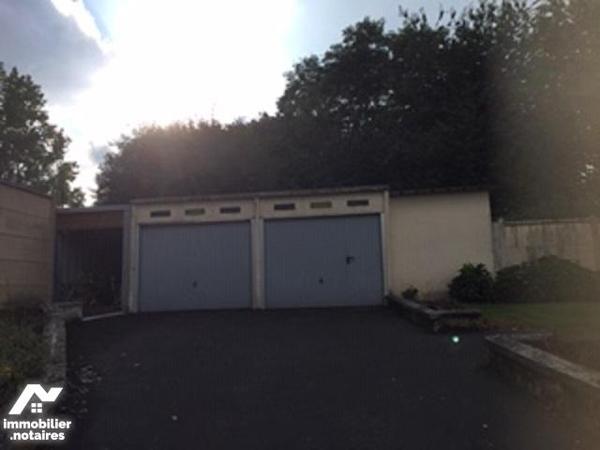 3 mns accès 4 voies : Maison 137 m2 hab : séjour -cuisine, 4 chs 2 SdB, . Garage